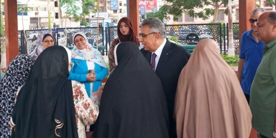 محافظ الدقهلية يشارك كبار السن يوما ترفيهيا بحديقة كوكب الشرق - تواصل نيوز