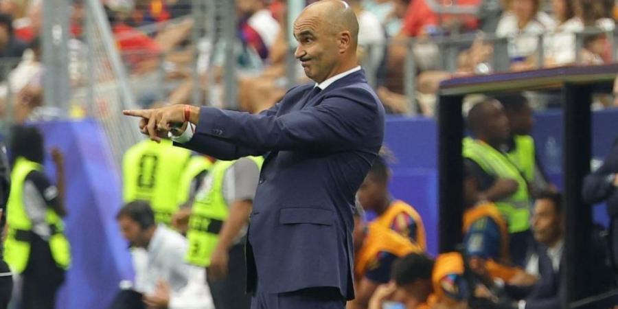 هل اتفق الاتحاد السعودي مع روبرتو مارتينيز على تولي تدريب الأخضر؟ - تواصل نيوز