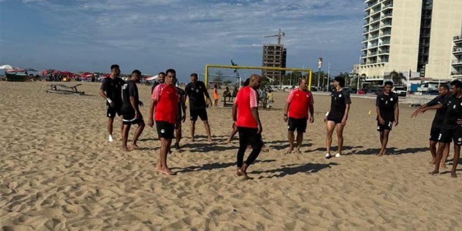 منتخب الشاطئية يخوض مرانه الأول في لواندا قبل مواجهة أنجولا الأحد (صور) - تواصل نيوز