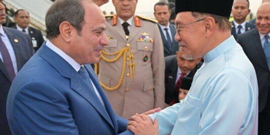 الرئيس السيسي: الأزهر مؤسسة دينية عريقة تؤدي رسالتها منذ أكثر من 1000 سنة - تواصل نيوز