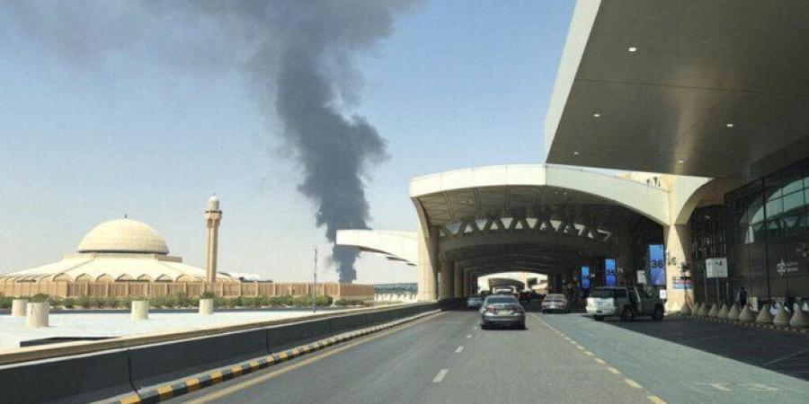 تعليق العمليات التشغيلية بمطار الملك خالد في الرياض بعد استهداف صالة 3 ووقوع إصابات - تواصل نيوز