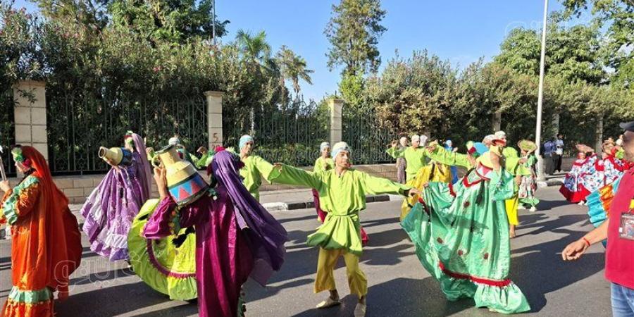 انطلاق فعاليات ديفلية مهرجان الإسماعيلية للفنون الشعبية (فيديو وصور) - تواصل نيوز