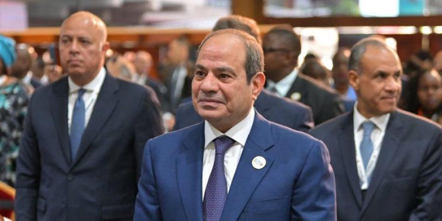 ترحيب كبير وتكريم عظيم، تفاصيل لقاء الرئيس السيسي وملك ماليزيا - تواصل نيوز
