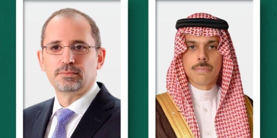 في اتصال مع وزير الخارجية.. الصفدي يؤكد تضامن الأردن المطلق مع المملكة - تواصل نيوز