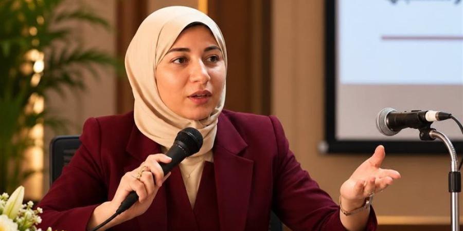 متخصصة بالشأن الأفريقي تكشف أبعاد الأزمة الإنسانية في السودان - تواصل نيوز