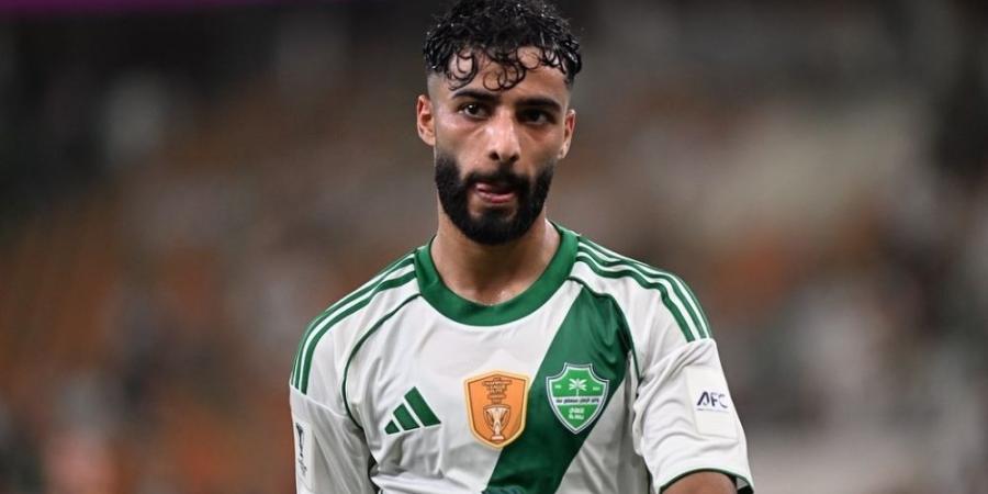عاجل.. إصابة قوية لـ صالح أبو الشامات في مباراة الأهلي والوصل الإماراتي - تواصل نيوز