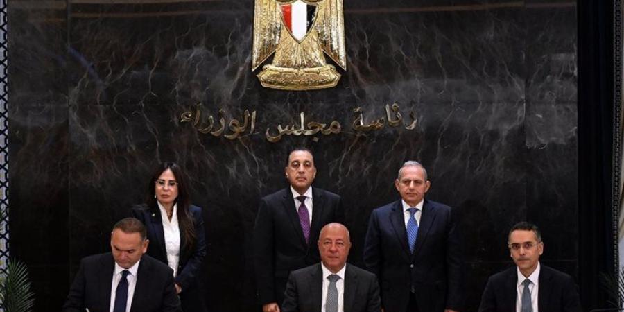 مدبولي يشهد توقيع عقود تمويل بـ10 مليارات جنيه لشراء وتسويق أصول المجتمعات العمرانية (صور) - تواصل نيوز