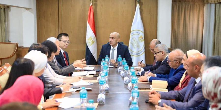 وزير التعليم يبحث مع وفد «جايكا» تعزيز التعاون المشترك للارتقاء بالمنظومة التعليمية - تواصل نيوز