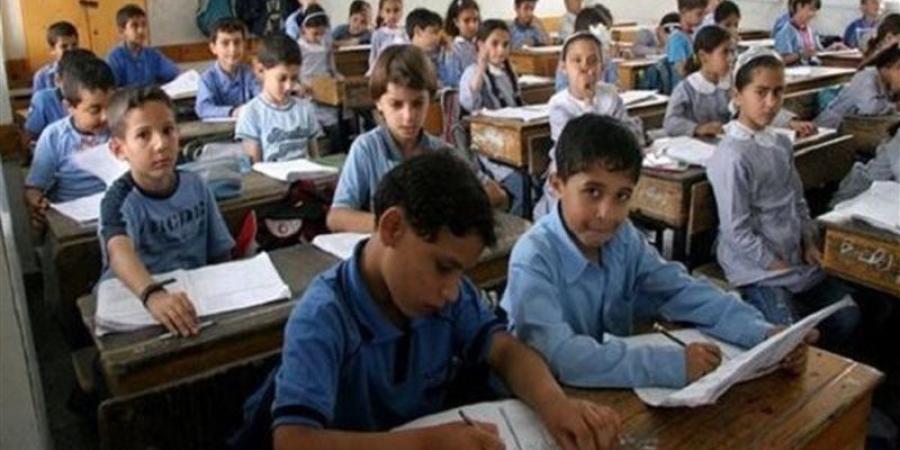 انطلاق امتحانات شهر أكتوبر لطلاب صفوف النقل، الأحد - تواصل نيوز