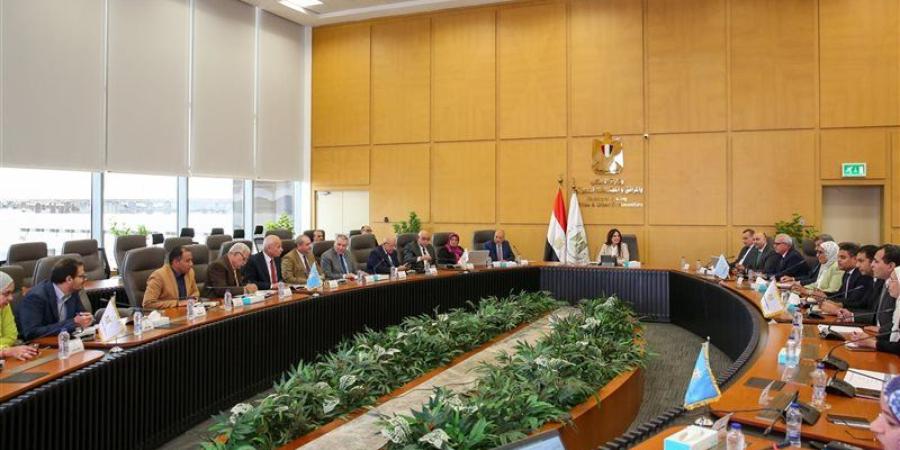 وزيرة الإسكان تتابع موقف مشروعات مياه الشرب والصرف الصحي بالدقهلية والمنصورة الجديدة - تواصل نيوز