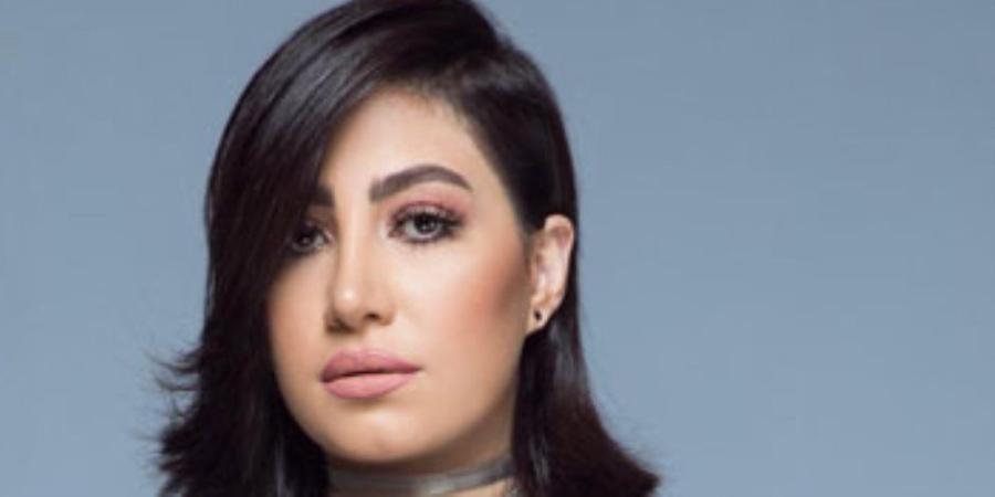 في قضية شيك .. التحفظ على المطربة بوسي داخل المحكمة قبل النطق بالحكم - تواصل نيوز