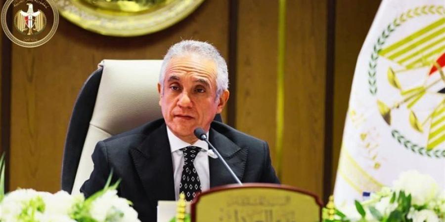 وزير العدل يشهد حلف اليمين القانونية للأعضاء الجدد بهيئتي النيابة الإدارية وقضايا الدولة - تواصل نيوز