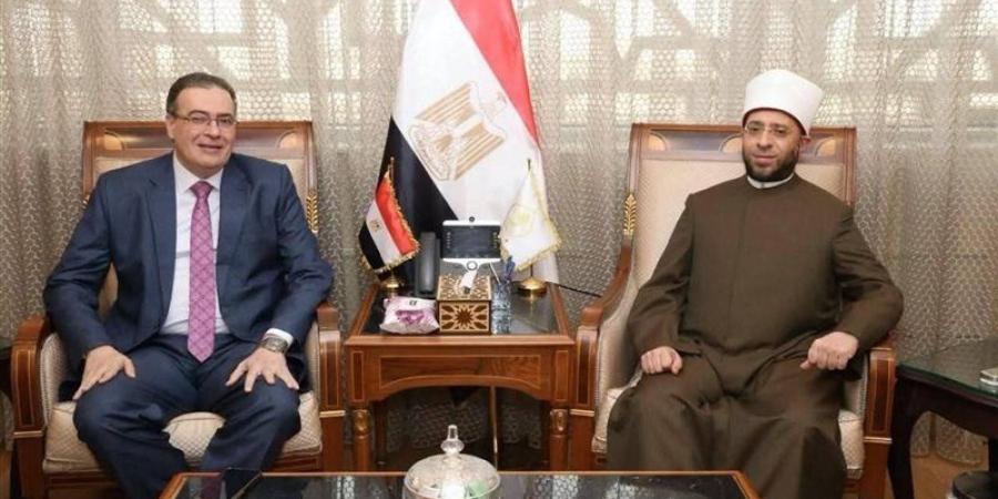الأزهري ورئيس «التنظيم والإدارة» يبحثان رفع كفاءة الجهاز الإداري بوزارة الأوقاف - تواصل نيوز