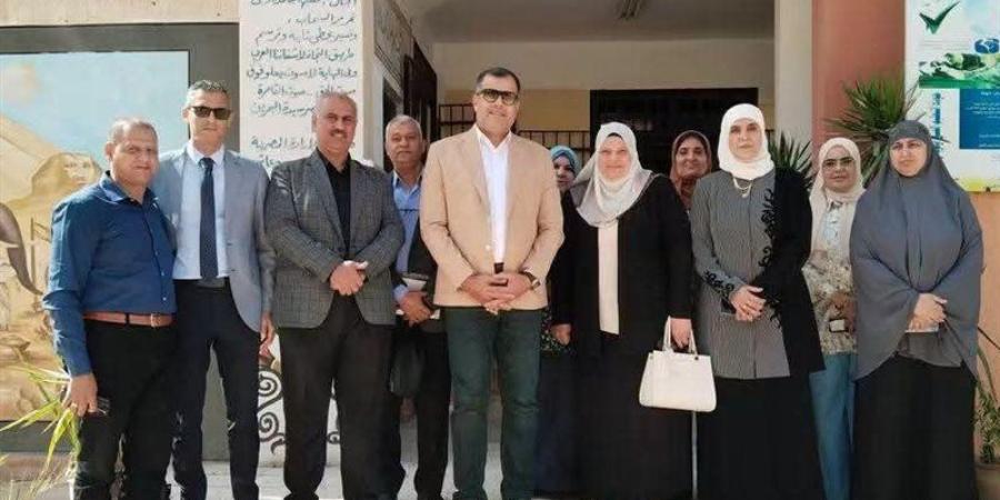 قيادات التعليم الفني يتفقدون سير العملية التعليمية في مدارس دمياط - تواصل نيوز