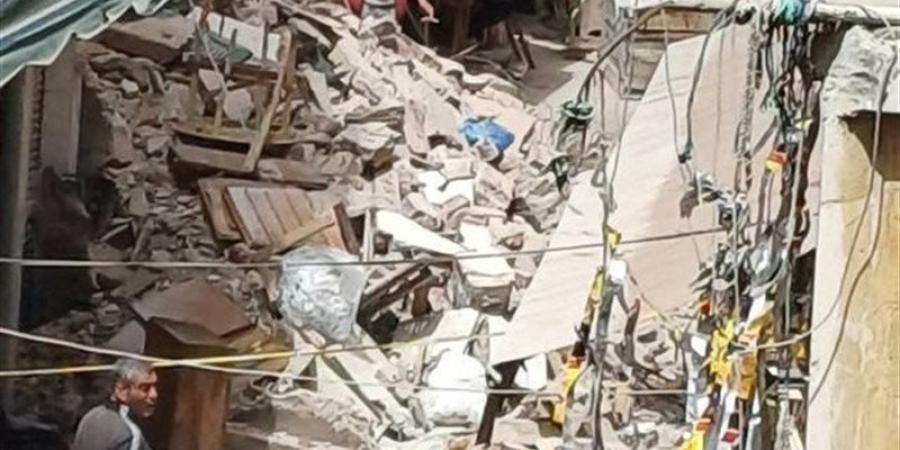 إصابة 5 أشخاص فى انهيار عقار بحدائق القبة - تواصل نيوز