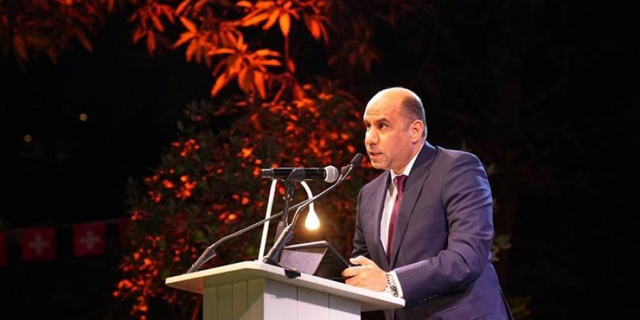 وزير العمل: الاستثمارات السويسرية تدعم الصناعة وتوفر فرص العمل في مصر - تواصل نيوز