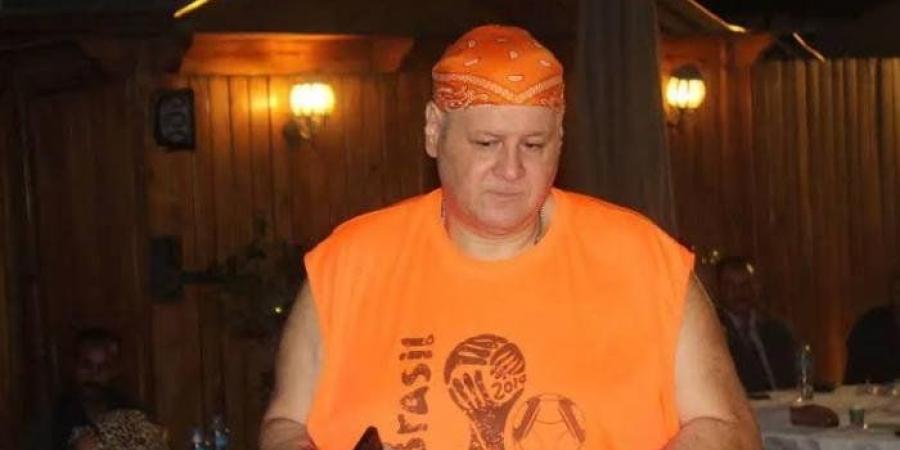 عمرو يسري ينعى والدته بكلمات مؤثرة: «مش عارف أشوفها أو أدفنها» - تواصل نيوز