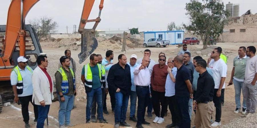 وزيرة الإسكان تتابع موقف تنفيذ عددٍ من مشروعات المرافق وتطوير الخدمات بمدينة الشروق - تواصل نيوز