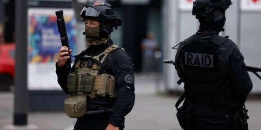 حادثة نفق المانش.. إصابة 19 شخصًا في اصطدام حافلة بقطار شمال فرنسا - تواصل نيوز