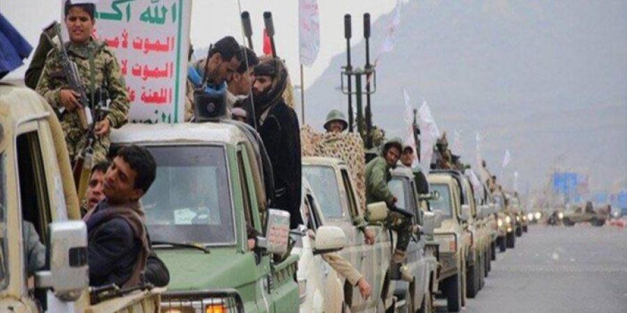 عاجل| إعلام يمني: الحوثيون أطلقوا عدة صواريخ باتجاه مجمع القصر الرئاسي بعدن - تواصل نيوز