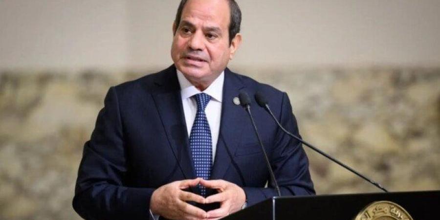 مصطفى بكري يكشف لماذا أصبح الرئيس السيسي هدفًا لحملات التشويه عبر السوشيال ميديا - تواصل نيوز