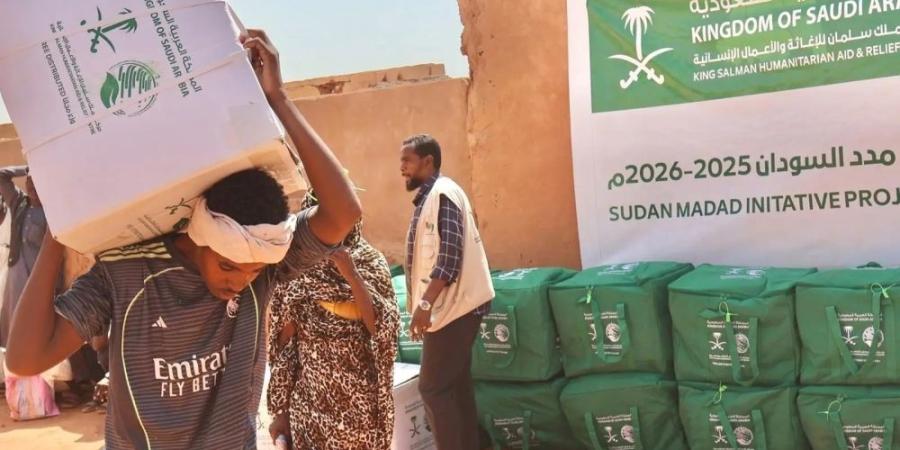 مساعدات سعودية.. 960 حقيبة إيوائية في ولاية الخرطوم بالسودان - تواصل نيوز