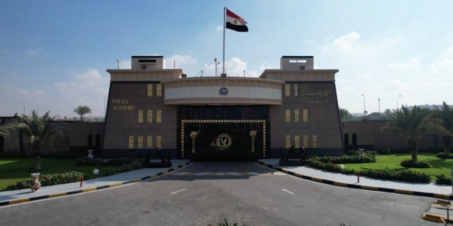 بعد قليل.. انطلاق حفل تخريج دفعة جديدة من طلاب أكاديمية الشرطة - تواصل نيوز