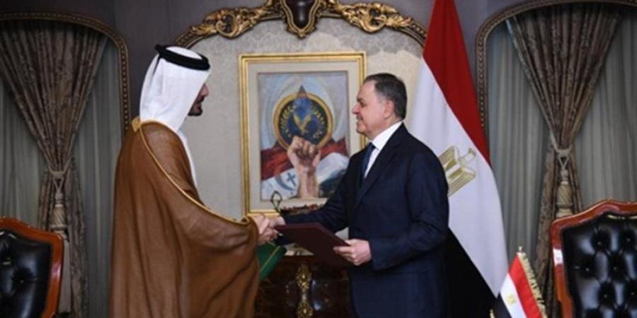 وزير الداخلية ونظيره القطري يوقعان مذكرة تفاهم لمكافحة الجريمة (صور) - تواصل نيوز