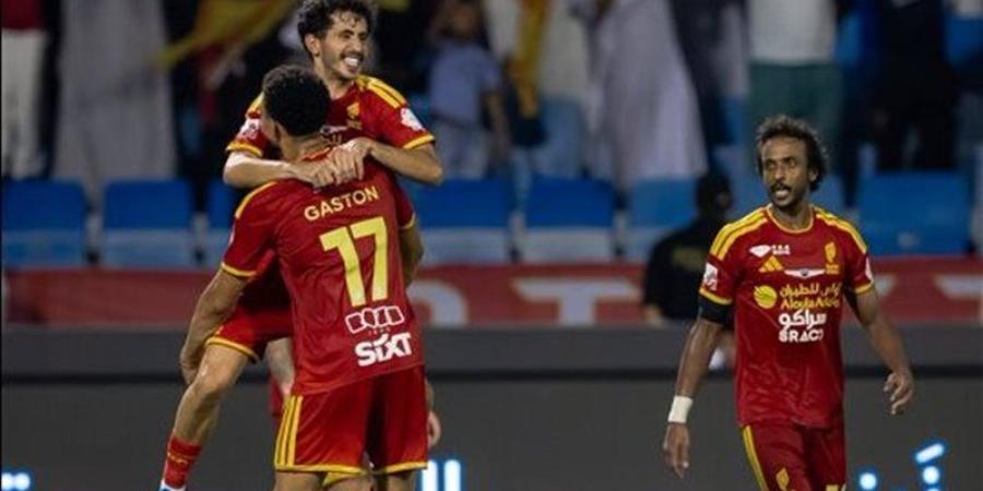 القادسية يفوز علي أبها 2-1 ويعتلي صدارة الدوري السعودي - تواصل نيوز