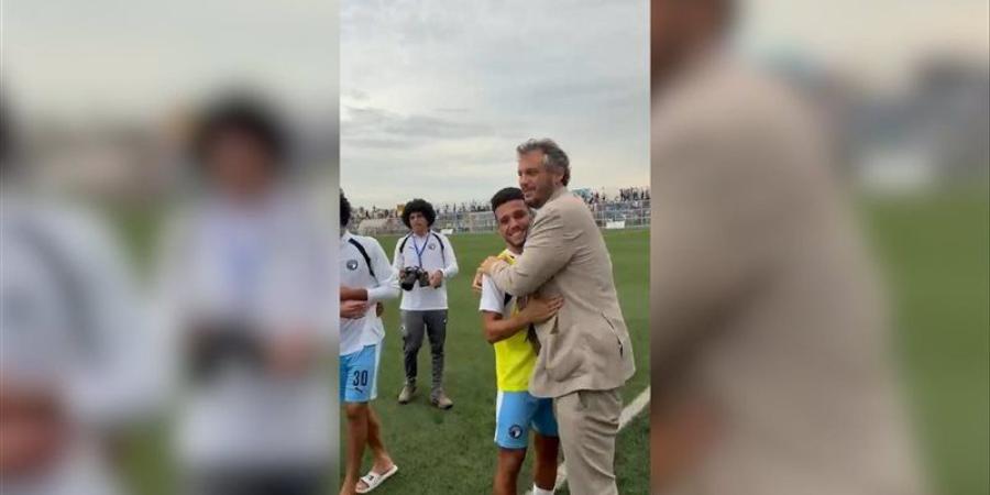 شاهد احتفال لاعبي بيراميدز بالفوز على المريخ بنتيو في دوري أبطال أفريقيا - تواصل نيوز
