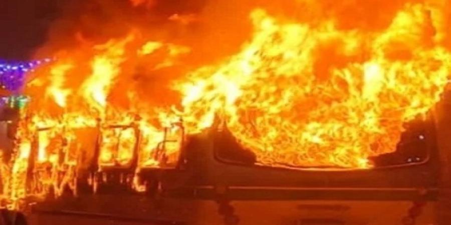 مصرع وإصابة 14 أشخاص إثر حريق بمنتجع سياحي في بنغلاديش - تواصل نيوز