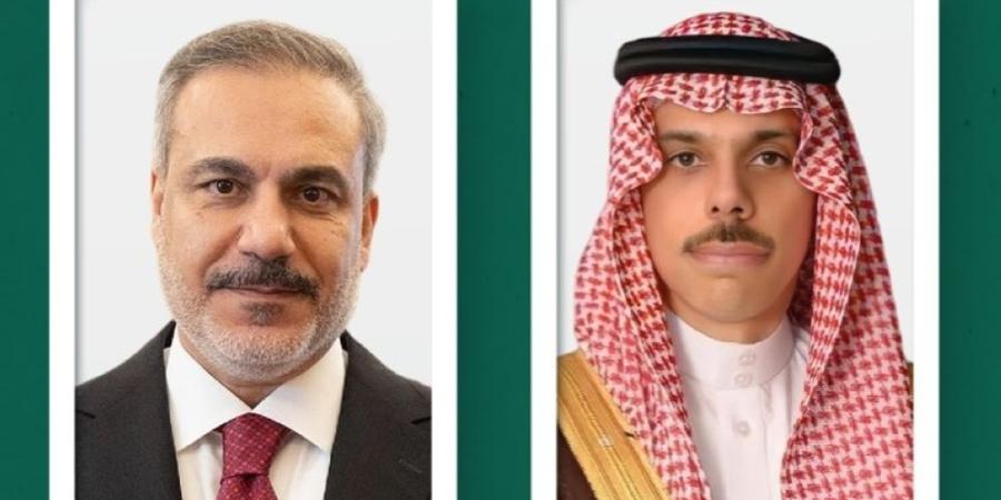 هاتفيًا.. وزير الخارجية يبحث استمرار الهجمات على المملكة مع نظيره التركي - تواصل نيوز