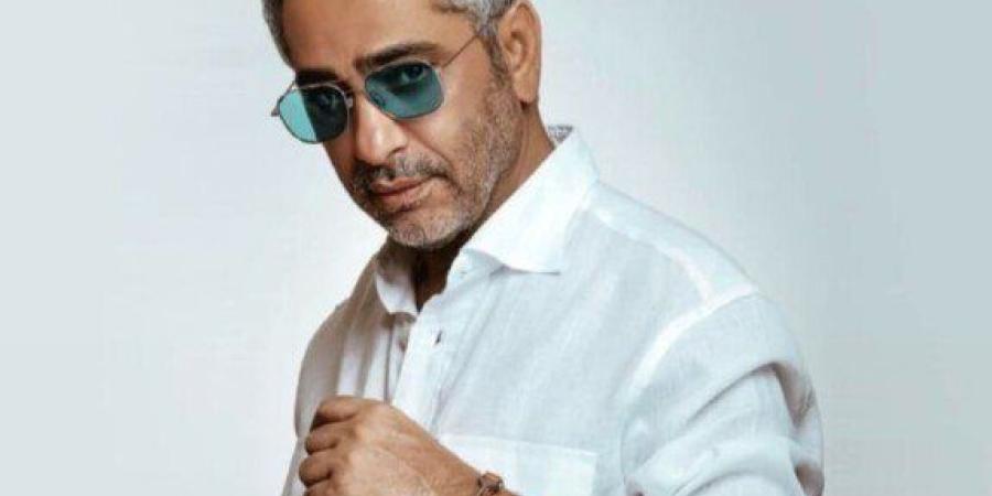 فضل شاكر ونجله محمد في حفل غنائي يجمعهما للمرة الأولى - تواصل نيوز