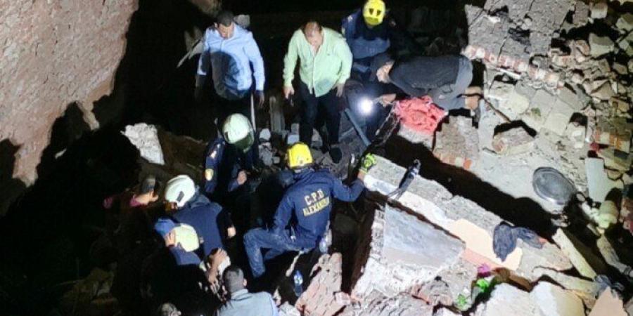 انهيار عقار مكون من 4 طوابق بشارع سعد زغلول في الإسكندرية - تواصل نيوز