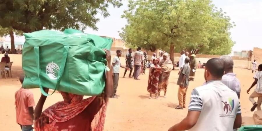 "مركز الملك سلمان للإغاثة" يوزع 1,500 حقيبة إيوائية في شمال كردفان - تواصل نيوز