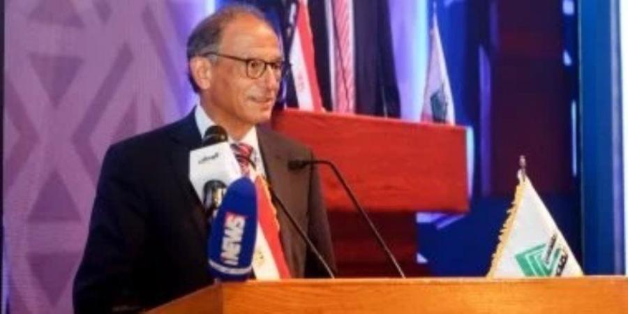 هاني عازر: مصر شهدت تجربة مبهرة في مجال الطرق - تواصل نيوز
