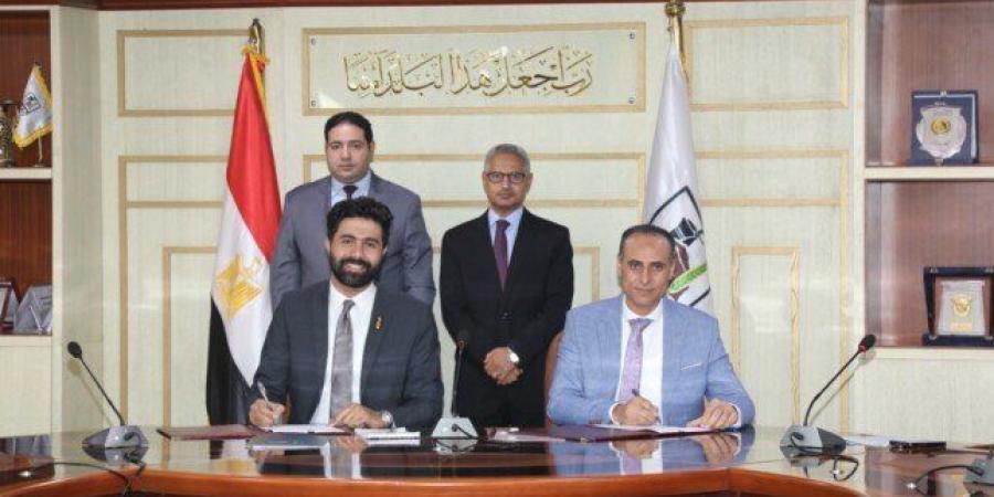 محافظ بني سويف يشهد توقيع بروتوكول لعلاج أمراض العيون وإجراء العمليات للفئات الأولى بالرعاية - تواصل نيوز
