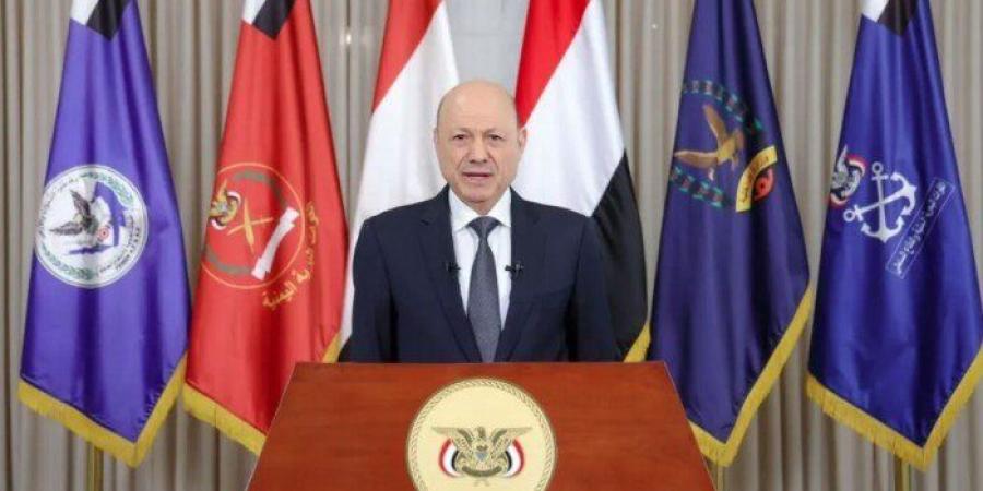 العليمي: هجمات الحوثيين على المطارات المدنية تستوجب موقفاً دولياً موحداً - تواصل نيوز