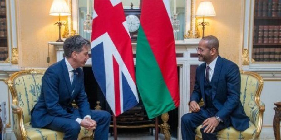 مباحثات عمانية بريطانية في لندن لتعزيز التعاون وتكثيف الجهود الدبلوماسية بالمنطقة - تواصل نيوز