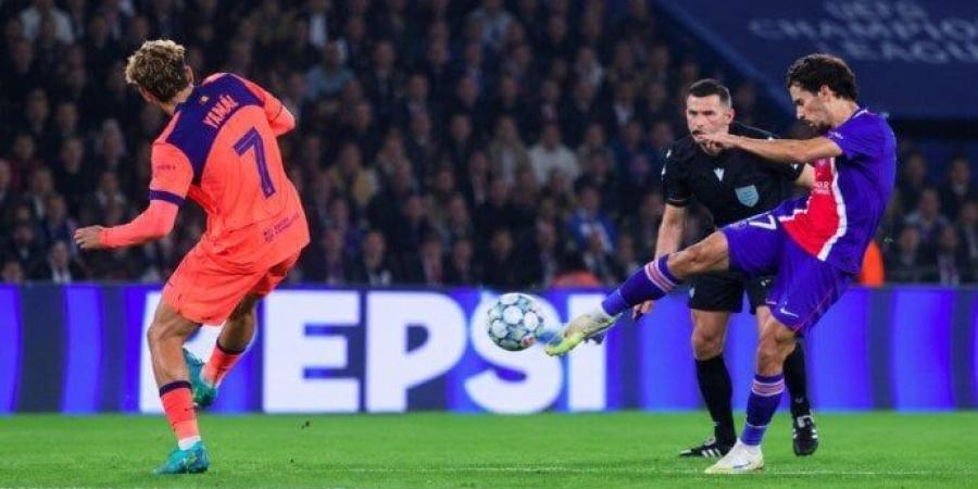 دوري أبطال أوروبا.. «فيتينيا» يمنح باريس سان جيرمان الهدف الثالث أمام برشلونة «فيديو» - تواصل نيوز