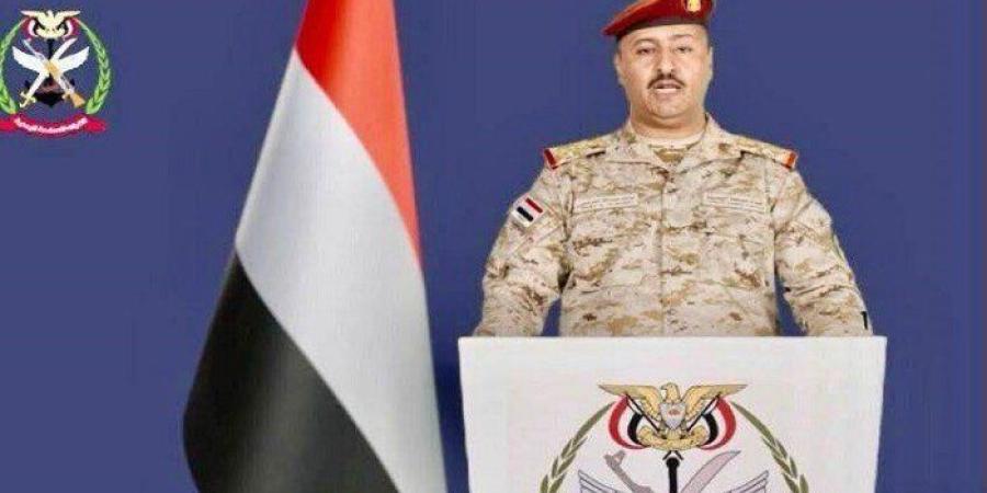 متحدث القوات المسلحة اليمنية: ميليشيا الحوثي استهدفت مطاري عدن والريان بصواريخ باليستية - تواصل نيوز