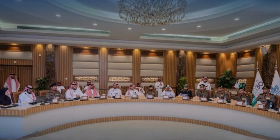 أمانة الشرقية تناقش الخطط التشغيلية والإجراءات الوقائية لموسم الأمطار - تواصل نيوز