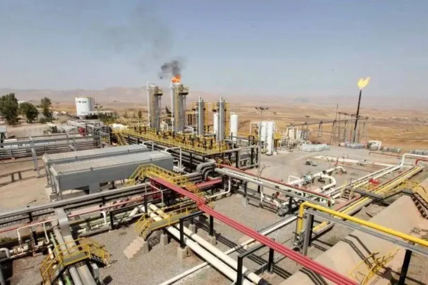 العراق يقترب من اتفاق مع شركات عالمية لإنشاء منصة عائمة لاستيراد الغاز المسال من السعودية