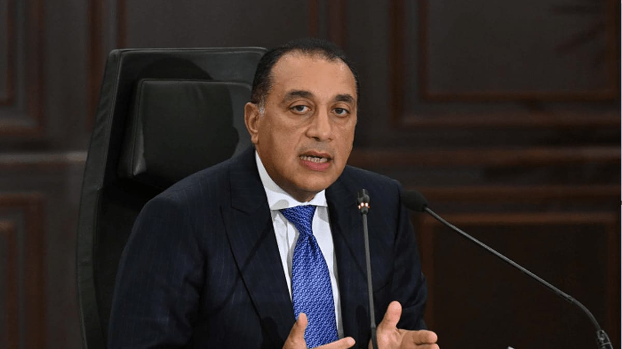 “أخر ساعتك 60 دقيقة” موعد انتهاء التوقيت الصيفي في مصر 2025 وتأثيره على الحياة اليومية