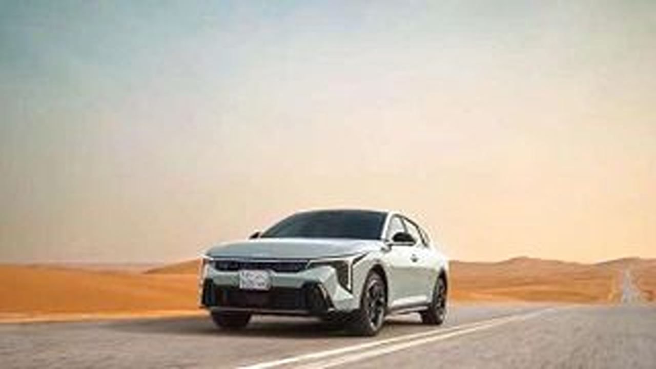 كيا K4 موديل 2026.. مواصفات فاخرة وتقنيات متقدمة مع تفاصيل الأسعار لجميع الفئات في السوق المصرية