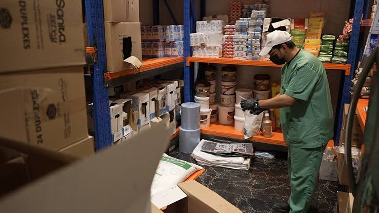 إغلاق لاونج شهير في الرياض”.. بيان عاجل من أمانة الرياض يكشف الحملات الرقابية والمخالفات الكبيرة وراء القرار