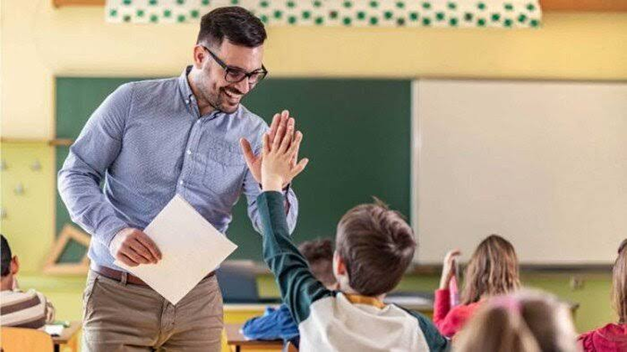 حجز تدريب وكيل مدرسة 2025 عبر منصة الأكاديمية المهنية للمعلمين للحصول على شهادة الصلاحية