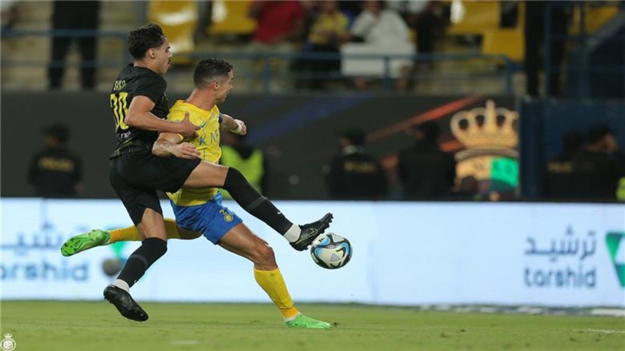 اتفرج دلوقتي”.. القنوات الناقلة لمباراة النصر والاتحاد في نصف نهائي كأس السوبر السعودي 2025
