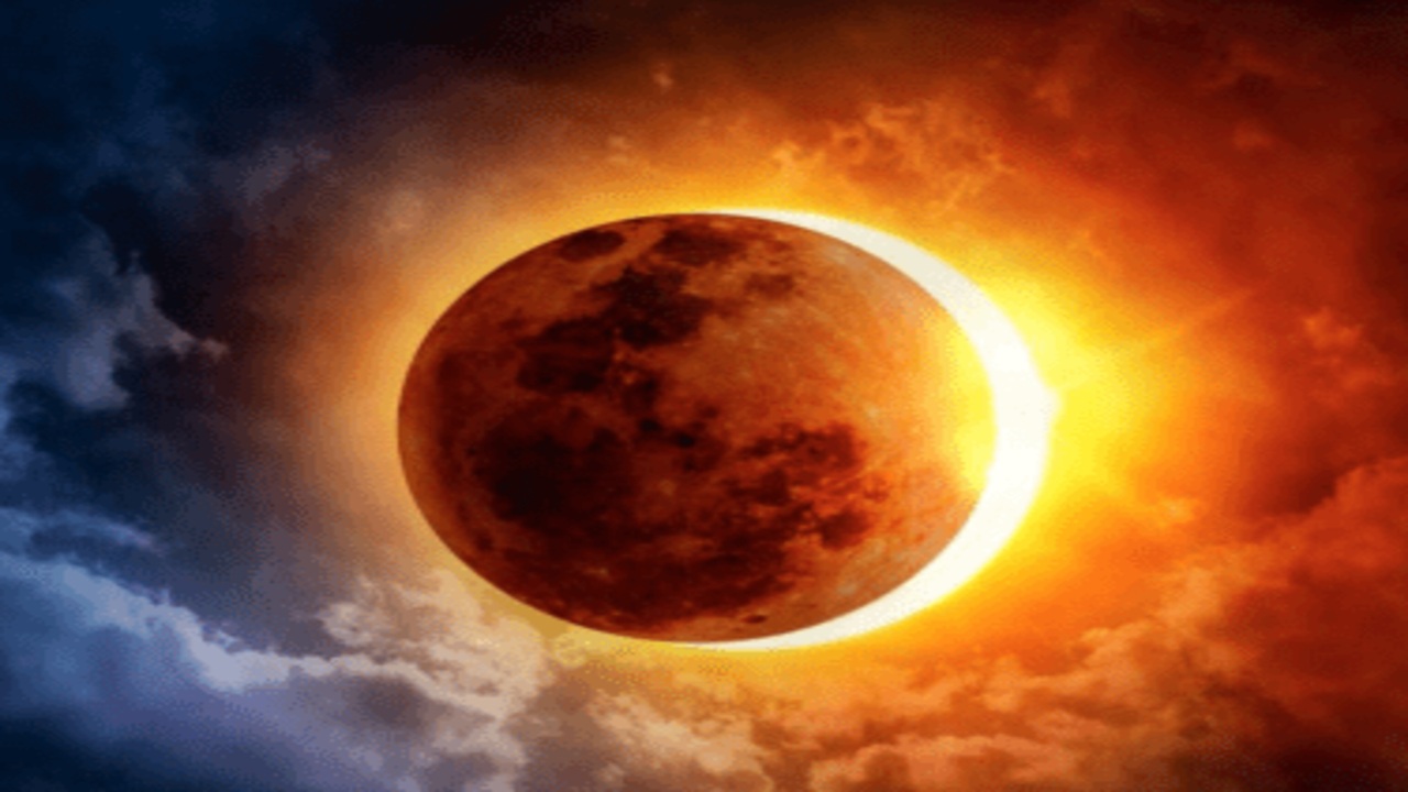 موعد كسوف الشمس 2027.. حدث فلكي نادر يحجب ضوء النهار عن 10 دول عربية ويحول السماء إلى ظلام