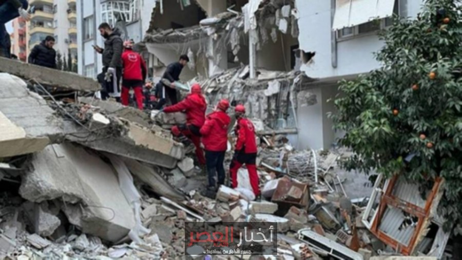 زلزال قوي بقوة 6.1 درجة يهز غرب تركيا ويتسبب في انهيار مبانٍ